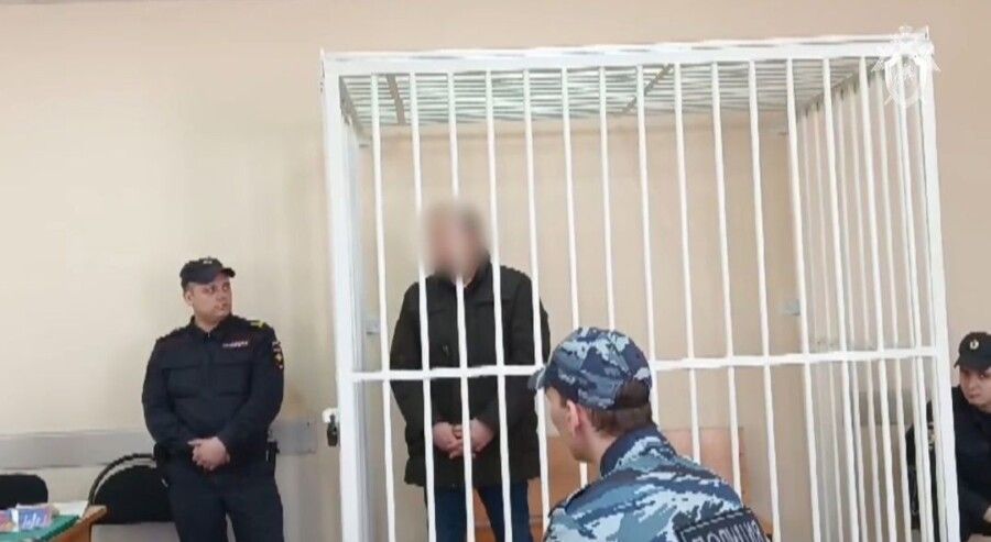 Главе Мантурова Игорю Устюжанину не простили обширных связей https://kostroma.today/wp-content/uploads/2024/07/2gdpdomxse4-900x493-1.jpg