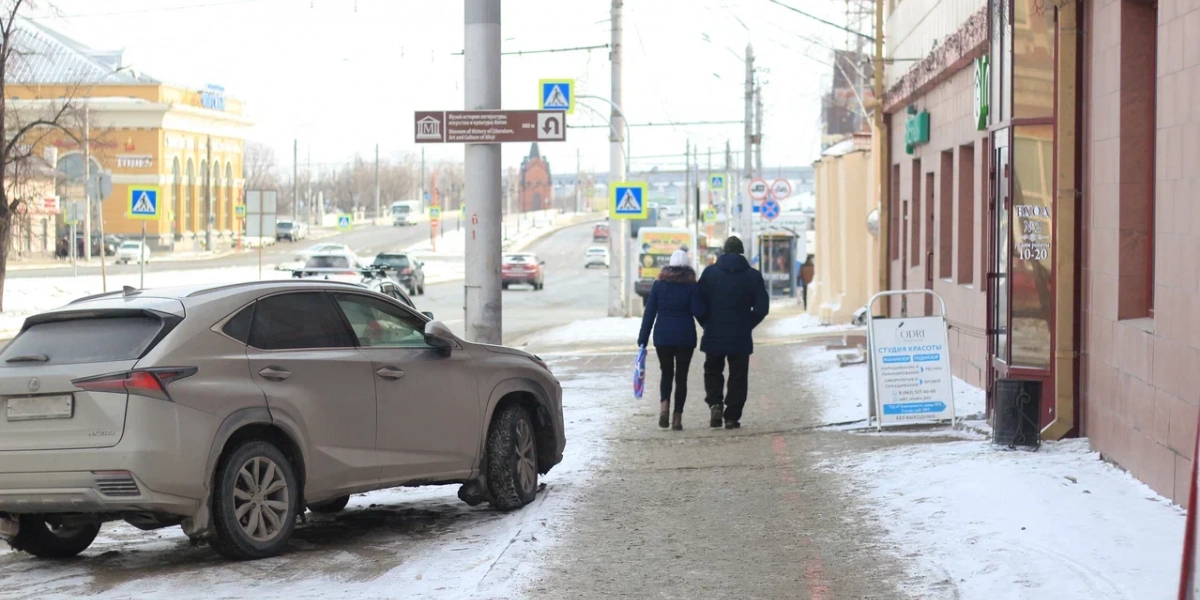 Войны за парковку довели до суда в Костроме редакции