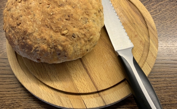 Быстрый завтрак для занятых семей: простой бутерброд на сковородке — полюбят все домочадцы Быстрый завтрак для занятых семей: простой бутерброд на сковородке — полюбят все домочадцы